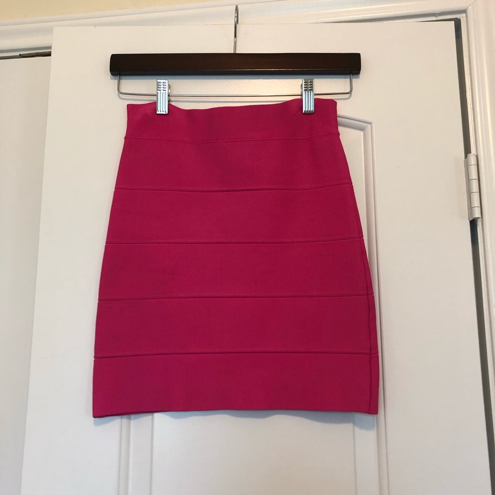BCBG pink power skirt